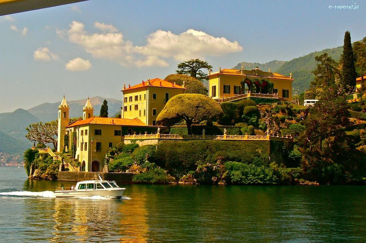 Villa på sjön Pussel online