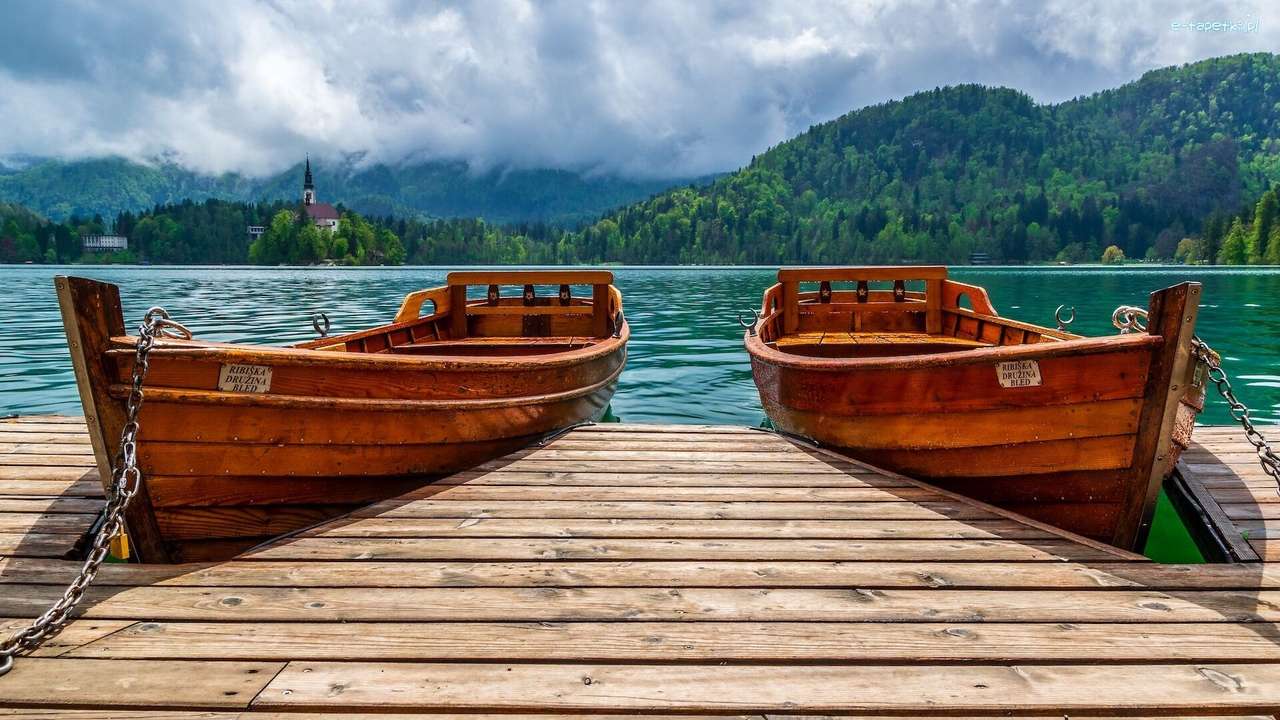 Jezero na Slovinsku online puzzle