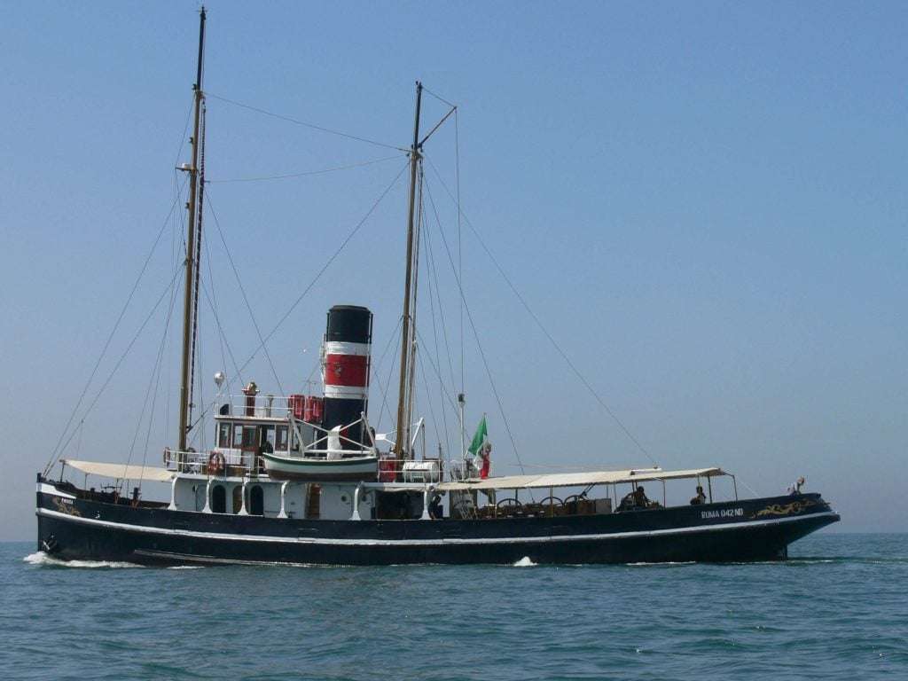 Towend Tug of Sea Pietro Micca legpuzzel online