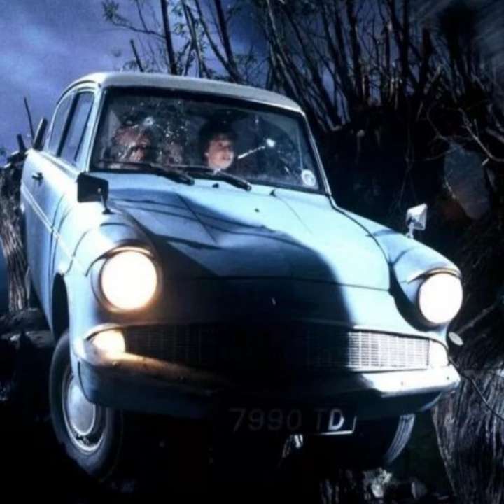 Ford Anglia. Puzzlespiel online
