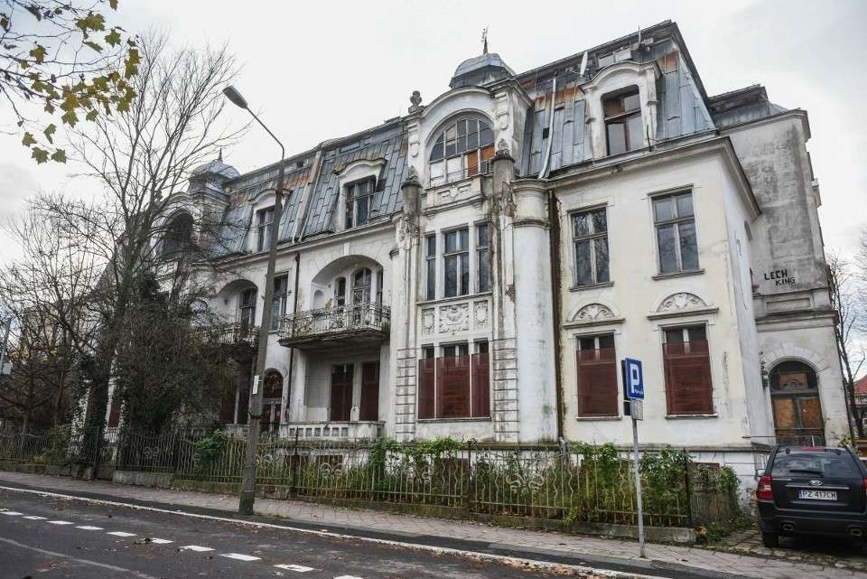 Villa i Poznan pussel på nätet