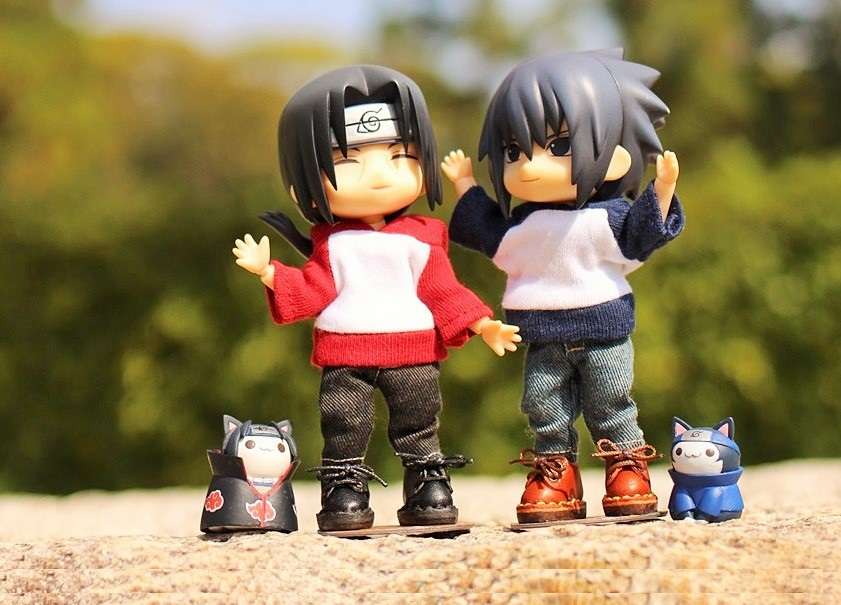 Itachi och Sasuke på våren pussel på nätet