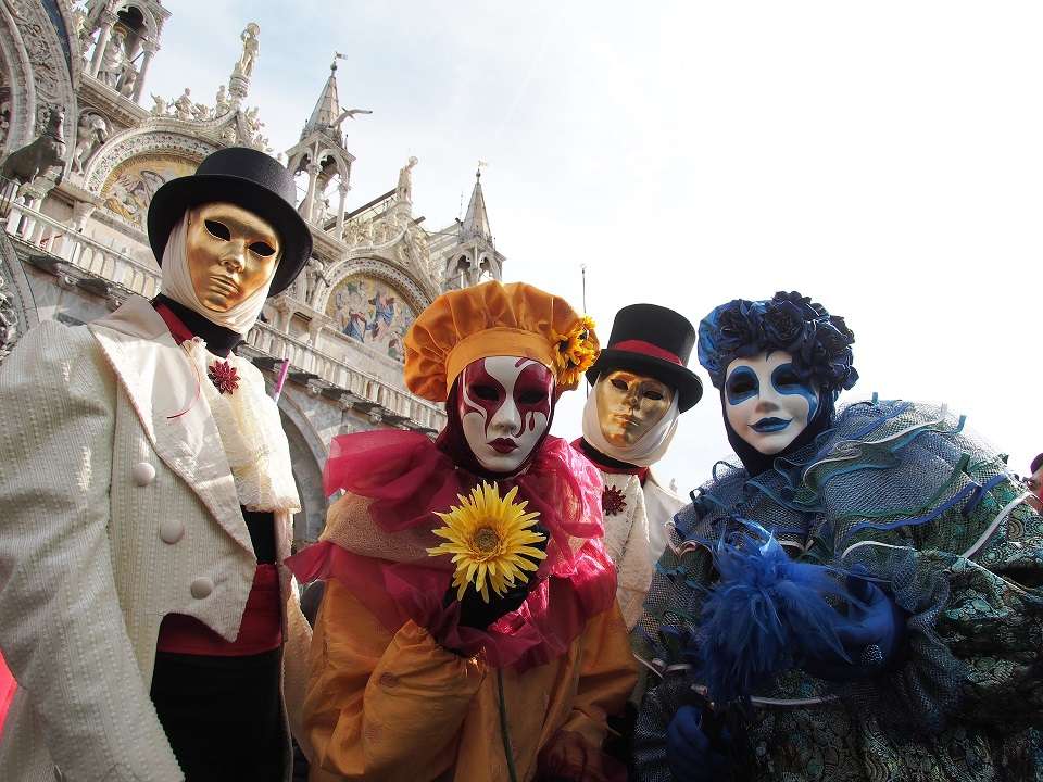 Karneval in Venedig. Puzzlespiel online