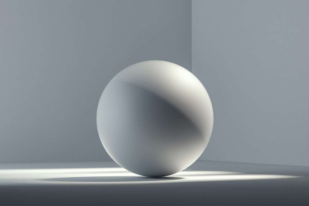 Weißes Ei auf weißer Oberfläche Online-Puzzle
