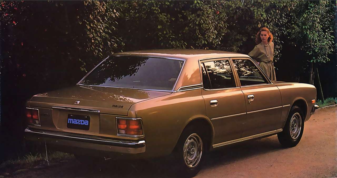 Mazda 929 L 1978 року випуску онлайн пазл
