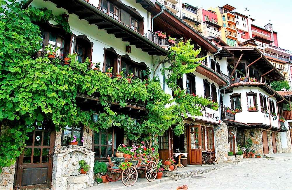 Veliko Tarnovo City i Bulgarien pussel på nätet