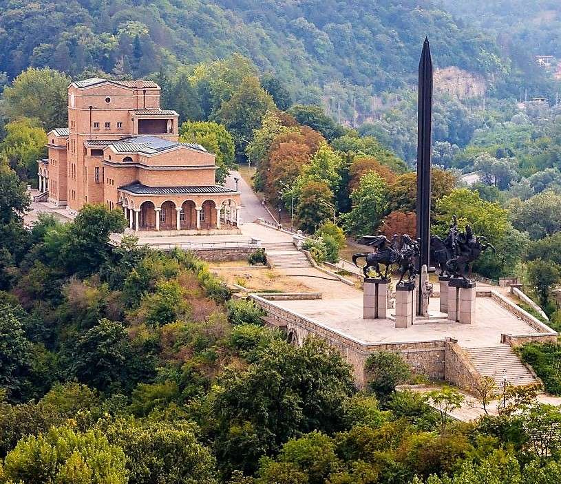 Veliko Tarnovo Museum i Bulgarien pussel på nätet