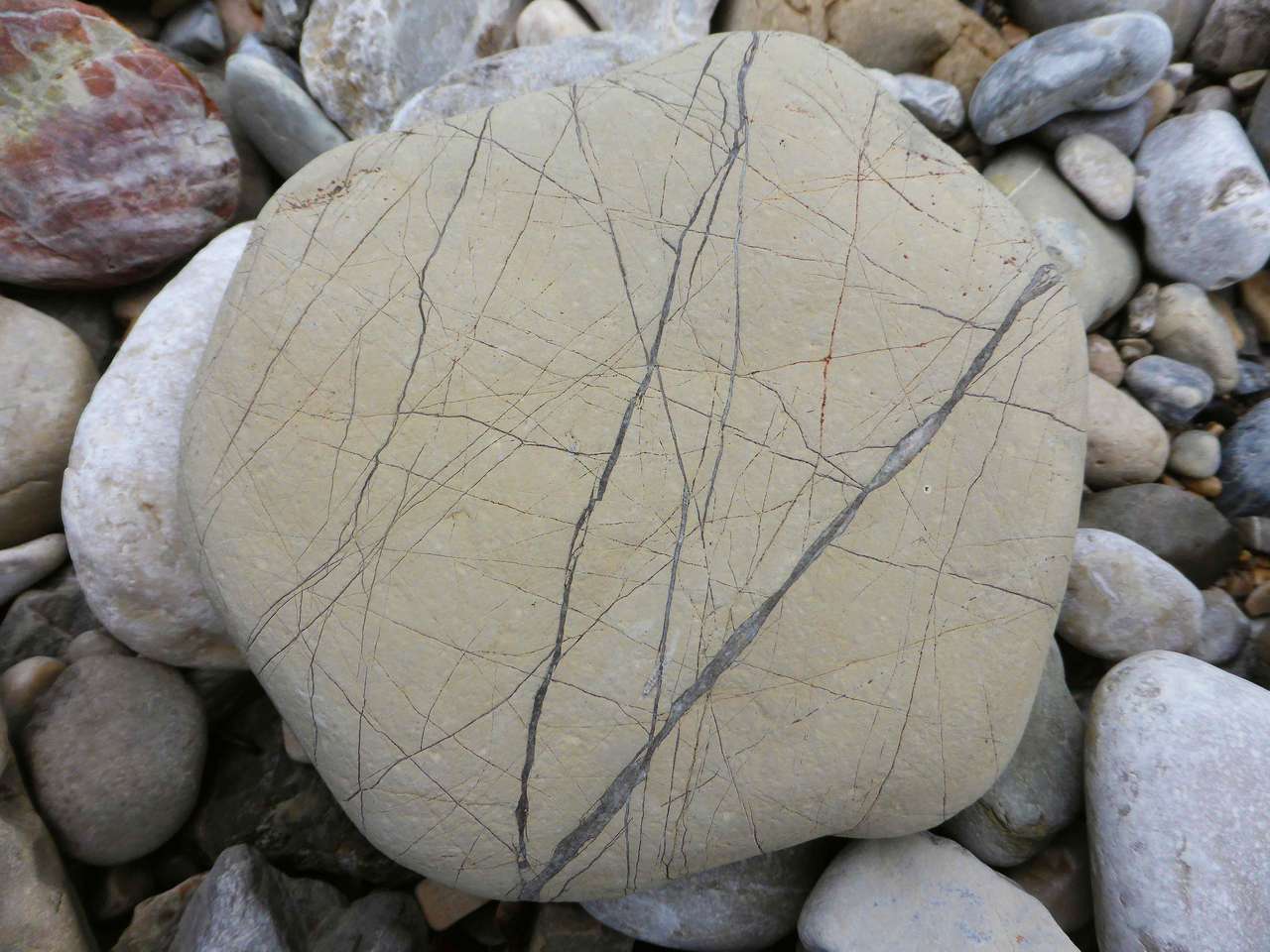 Πέτρα από την Isar Bachett online παζλ
