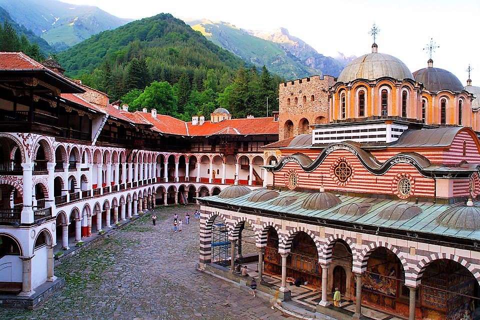 Klooster Rila in Bulgarije legpuzzel online
