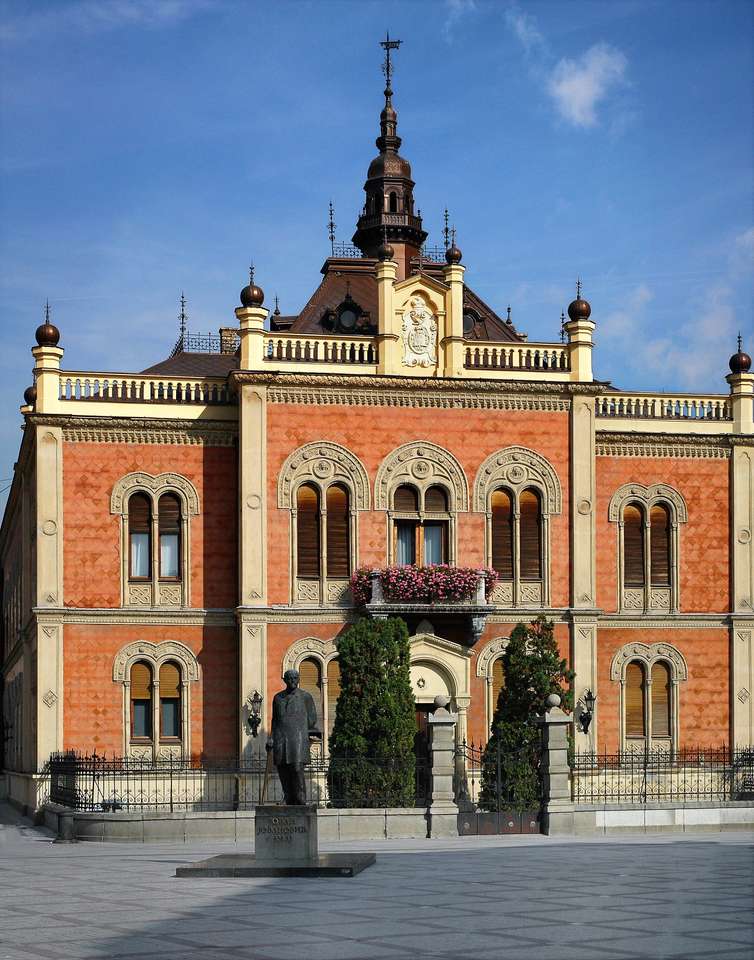 Город Нови-Сад в Сербии Епископский дворец пазл онлайн