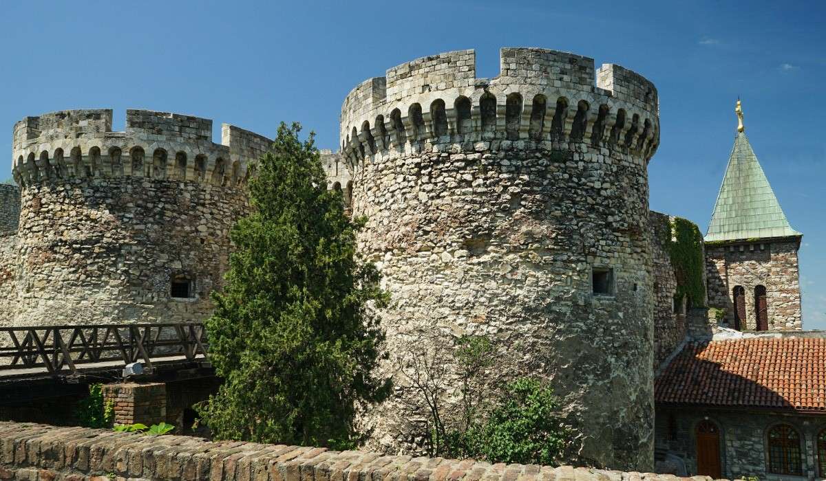 Fortress Belgrád közelében Szerbiában online puzzle