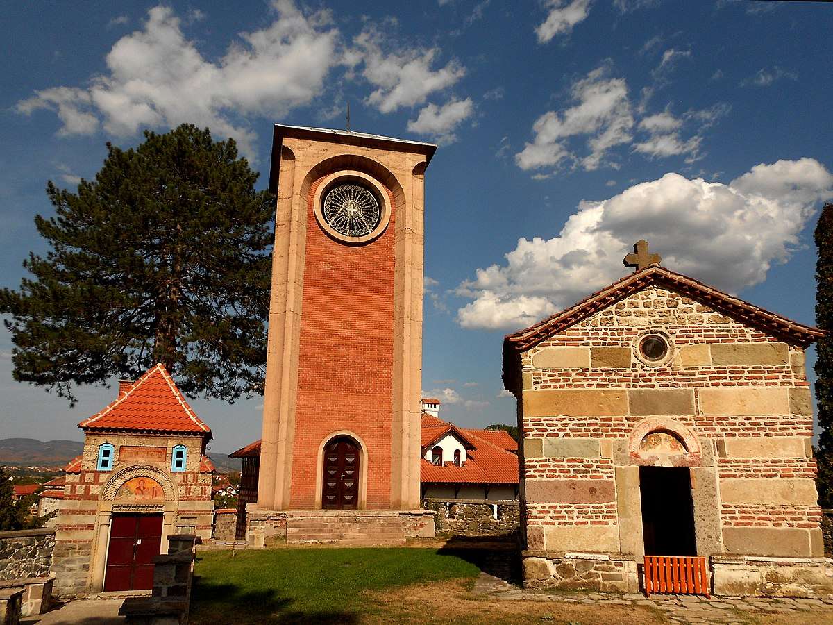 Monastery Zica in Serbia online puzzle