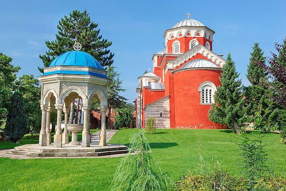 Kloster Zica i Serbien pussel på nätet
