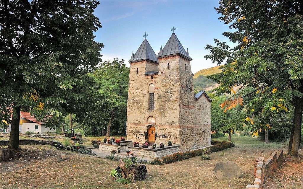 Εκκλησία Donja Kamenica στη Σερβία online παζλ