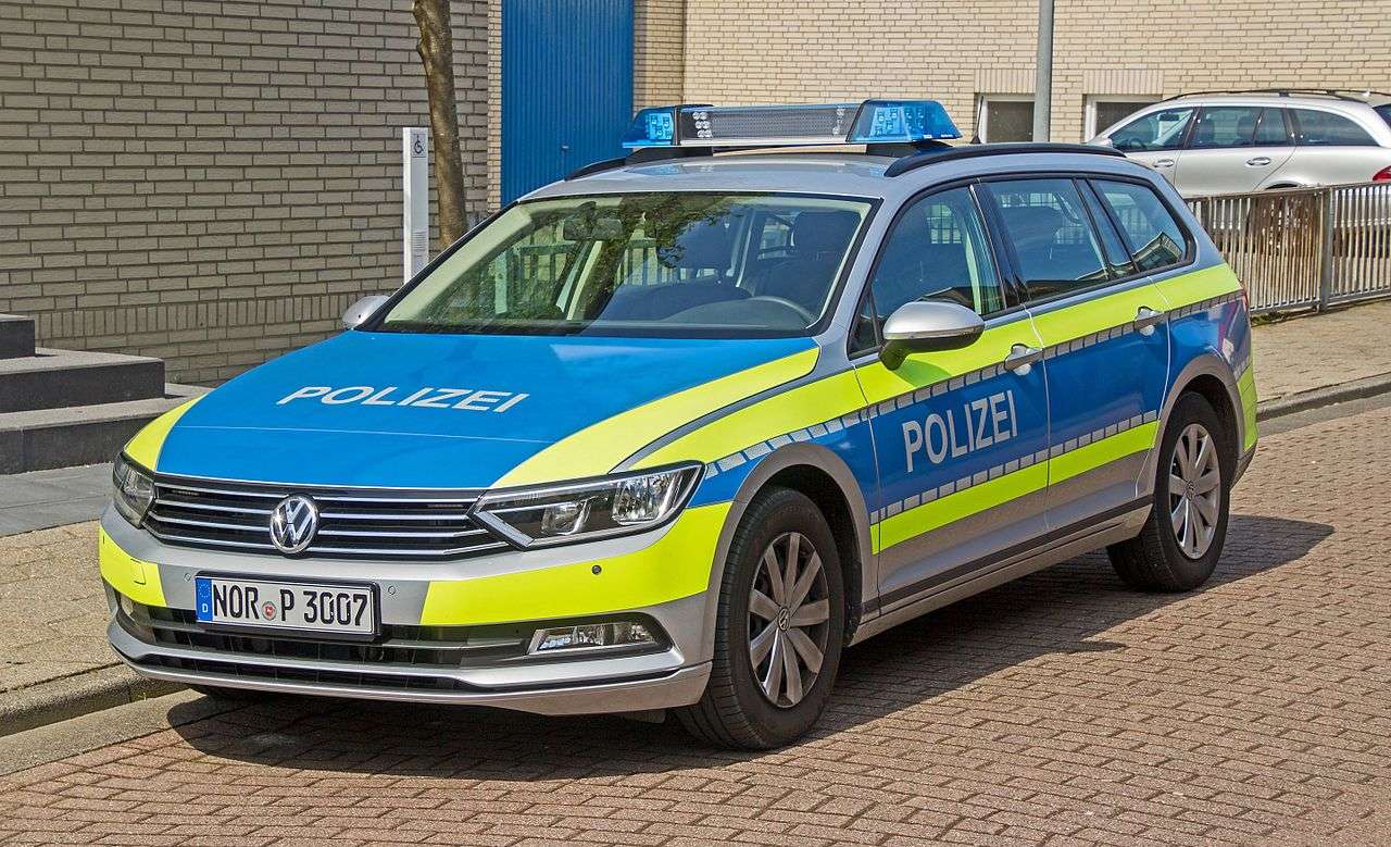 Police Lower Saxony online puzzle