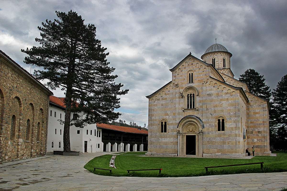 Manastirea Visoki Kosovo. jigsaw puzzle online
