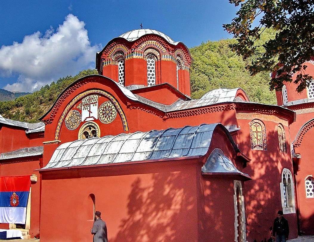 Klosteranlage Pec im Kosovo Puzzlespiel online