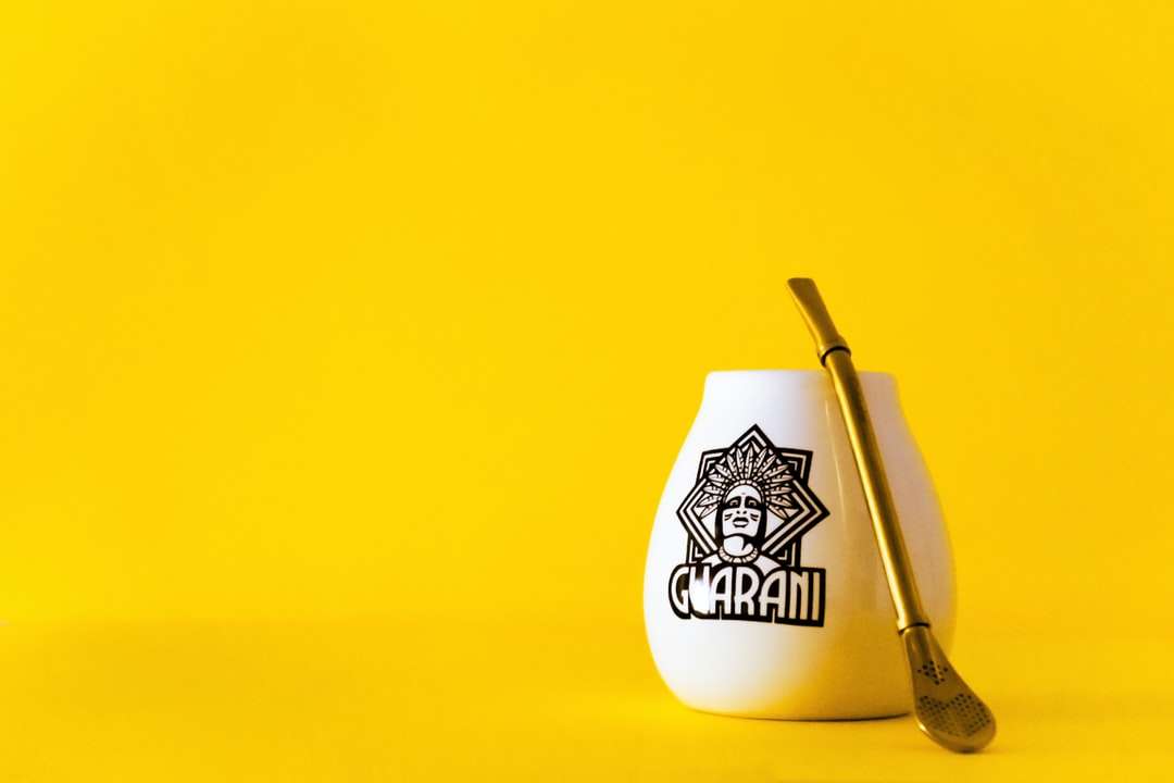 Бял и черен Джак Даниелс керамична чаша онлайн пъзел