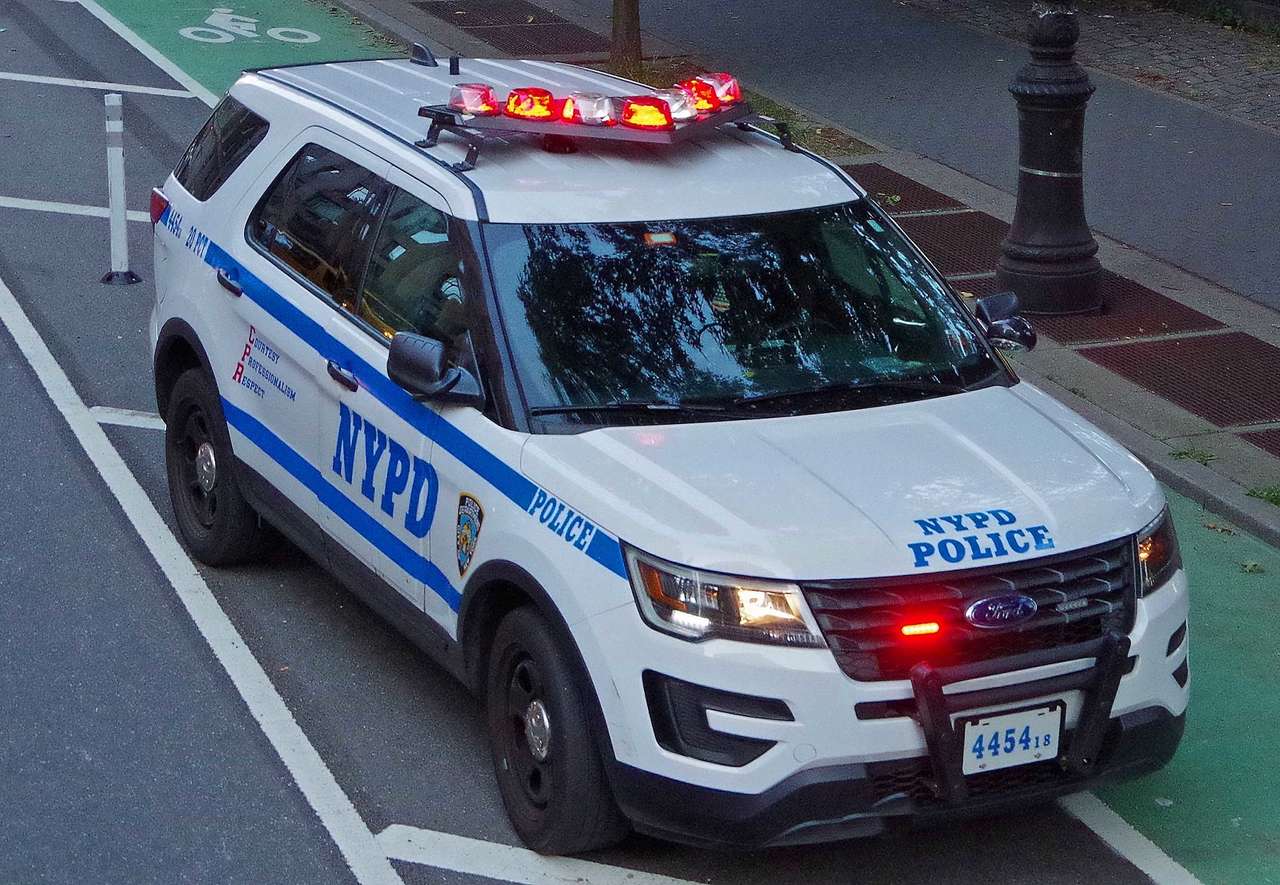Poliția NYPD. jigsaw puzzle online