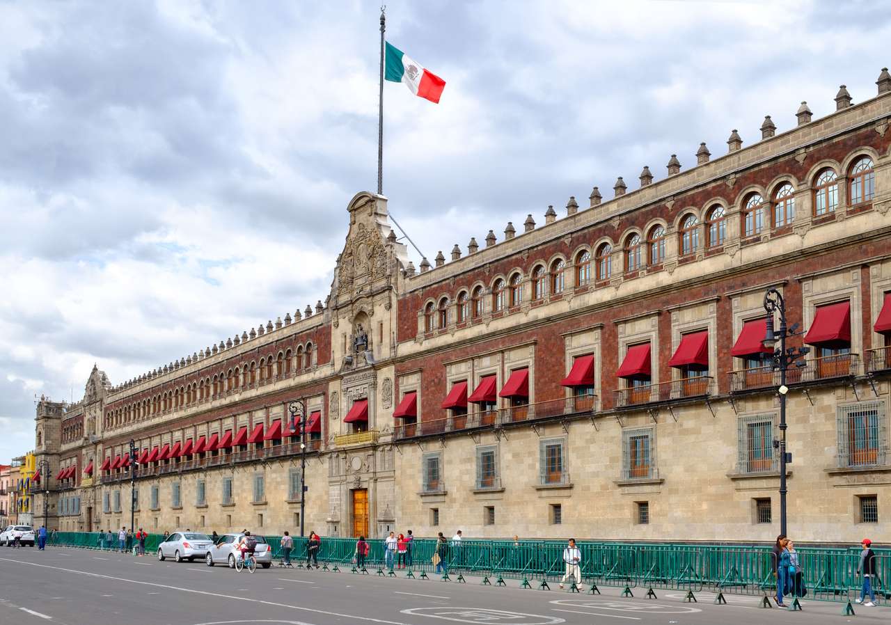 Дворец в Мексико онлайн пъзел