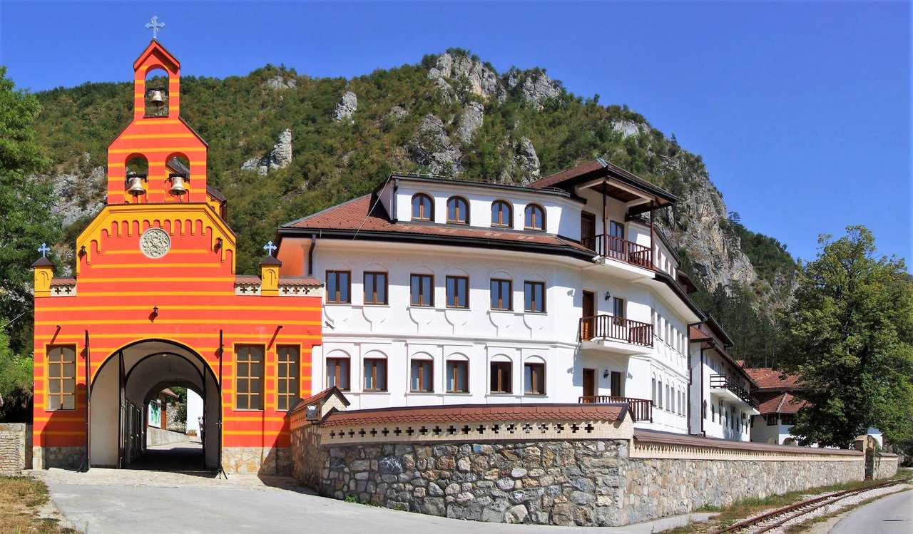 Манастир Добрун в Босна и Херцеговина онлайн пъзел