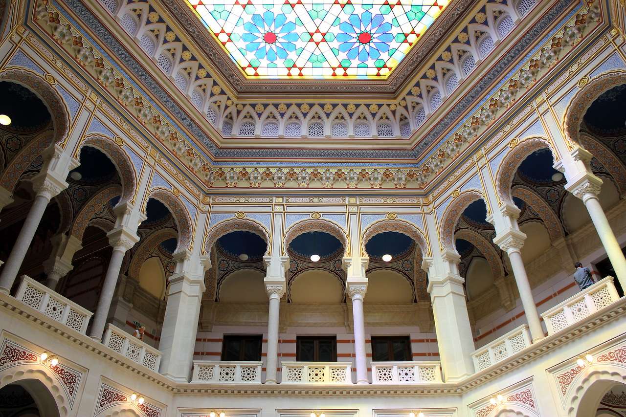 Sarajevo City Hall inside in Bosnia-Herzegovina online puzzle