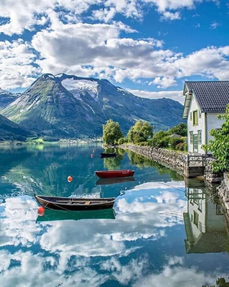 Оппстрин-Норвегія. онлайн пазл