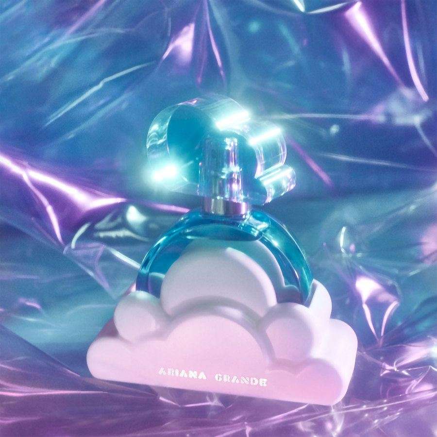 Cloud (perfume) online puzzle