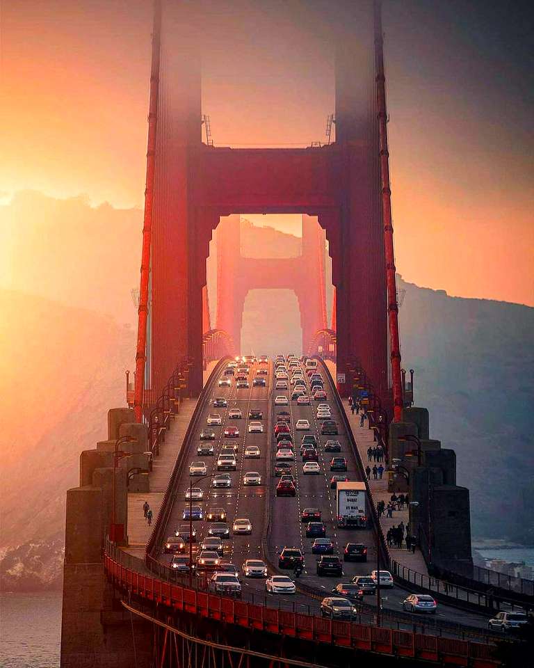 Κυκλοφορία στη Γέφυρα Golden Gate online παζλ
