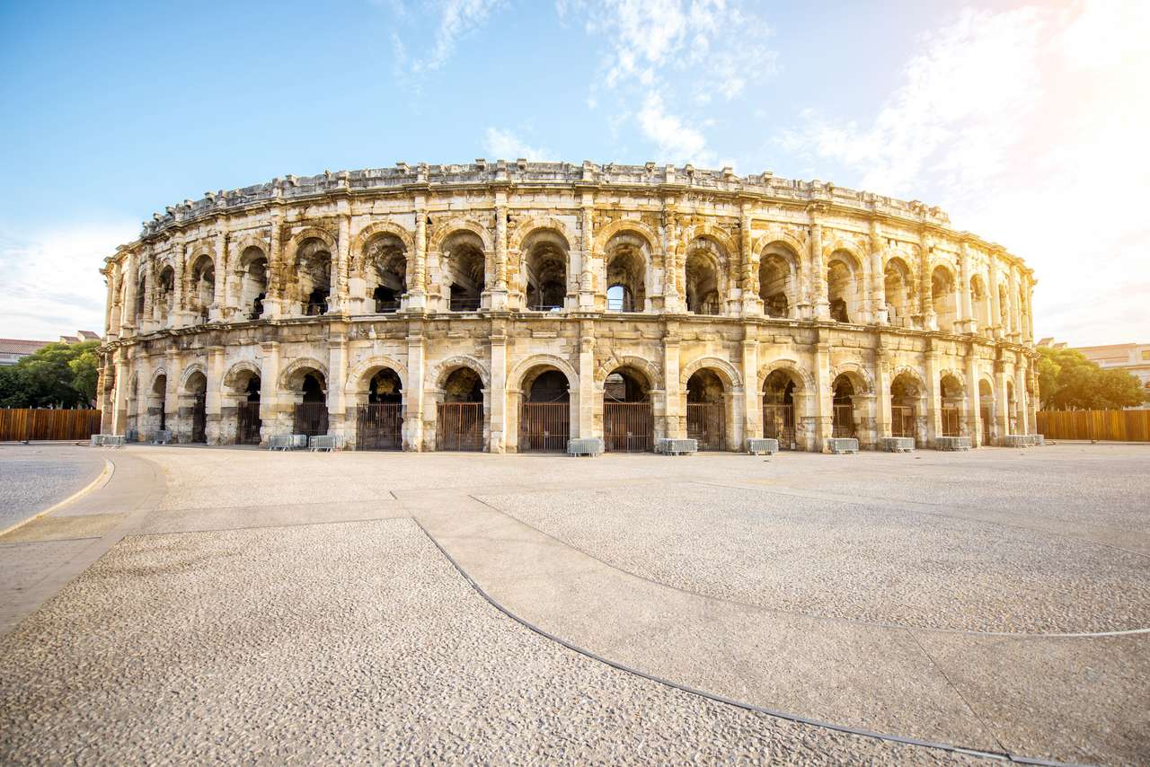 Amphitheater in Nimes jigsaw puzzle online