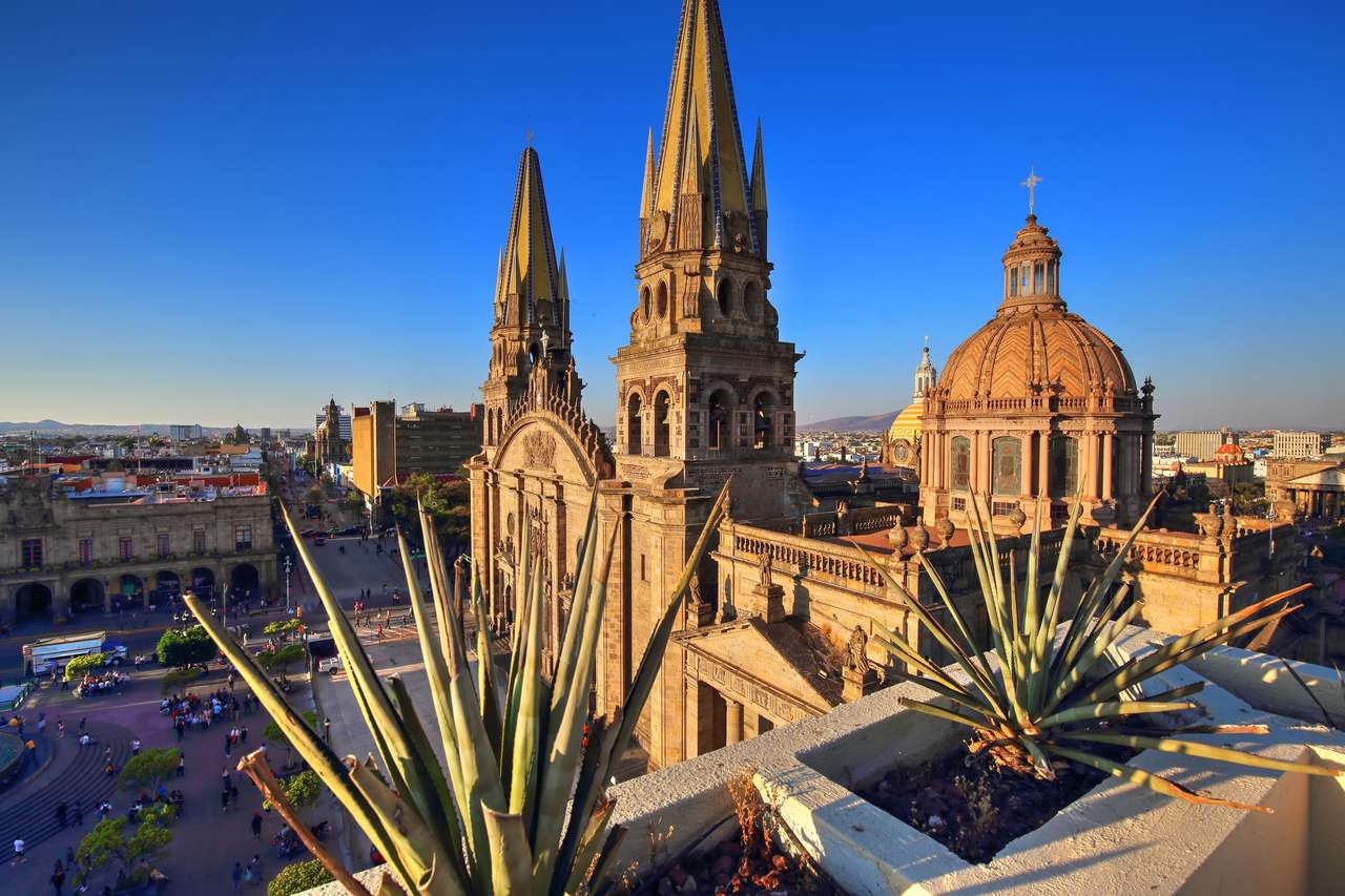 Kathedrale in Mexiko. Puzzlespiel online