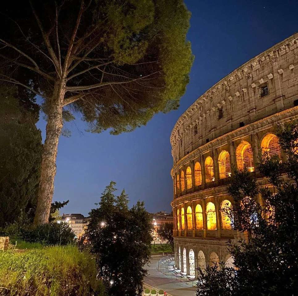Rom, Colosseum pussel på nätet