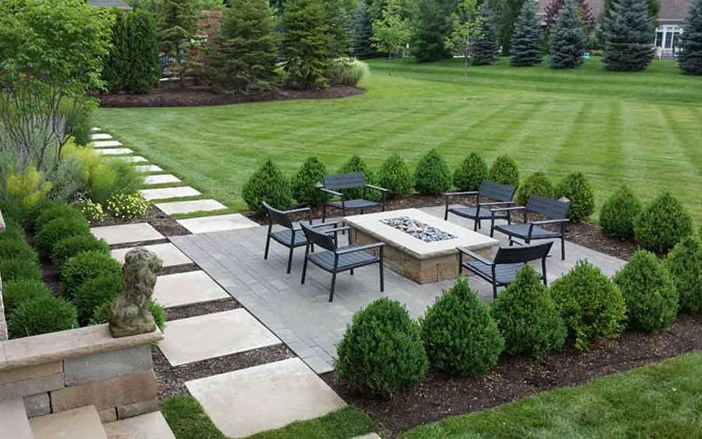 Terrass i trädgården, grön Pussel online