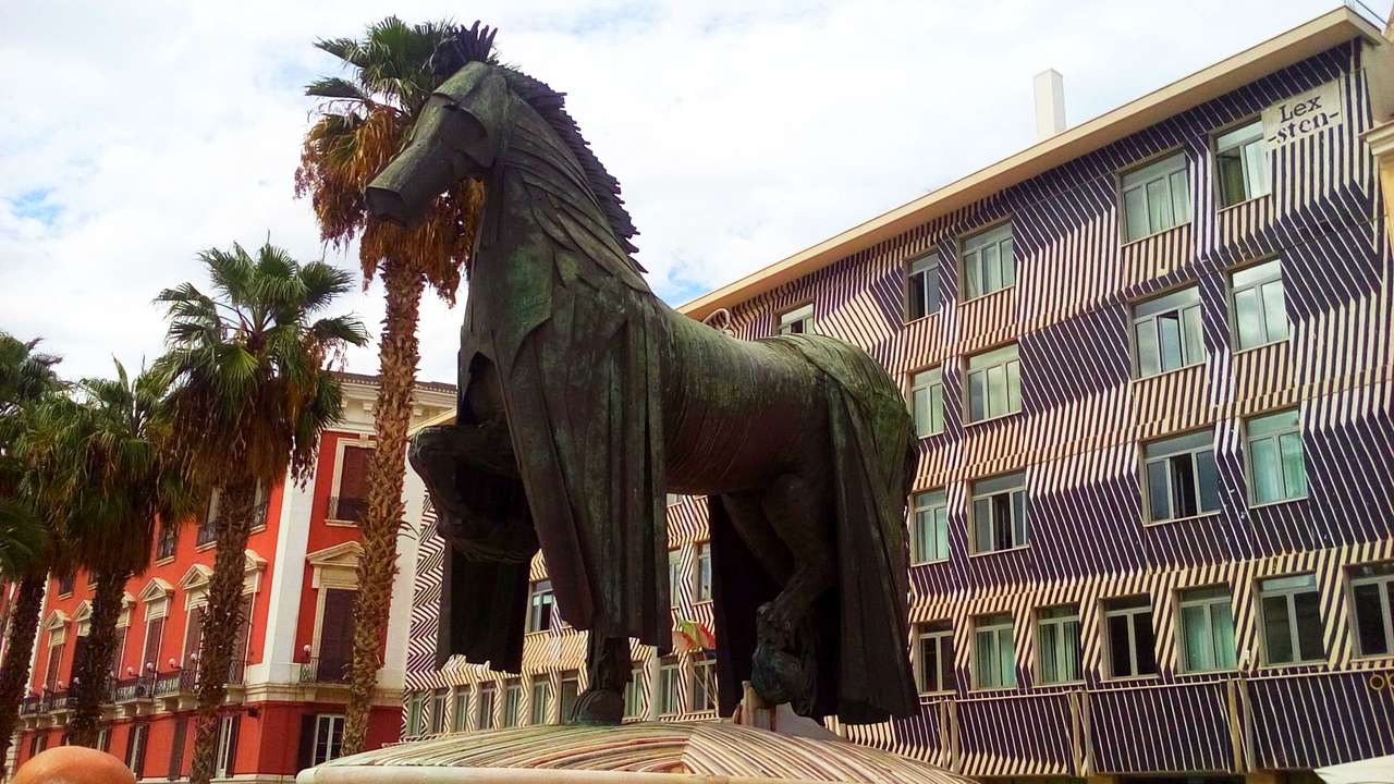 Pferd in Bari. Puzzlespiel online