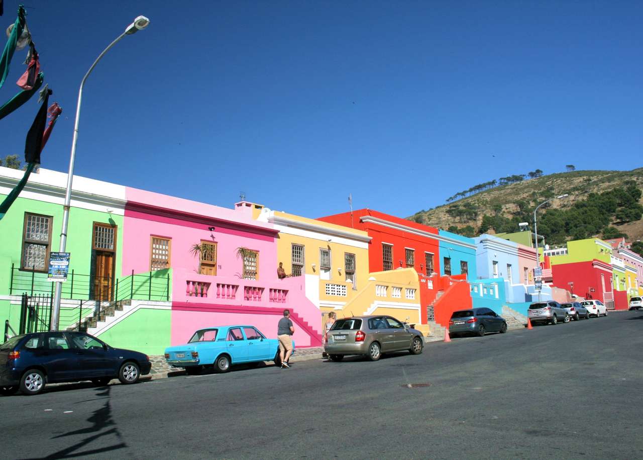 Färgglada hus. Kapstaden. Pussel online