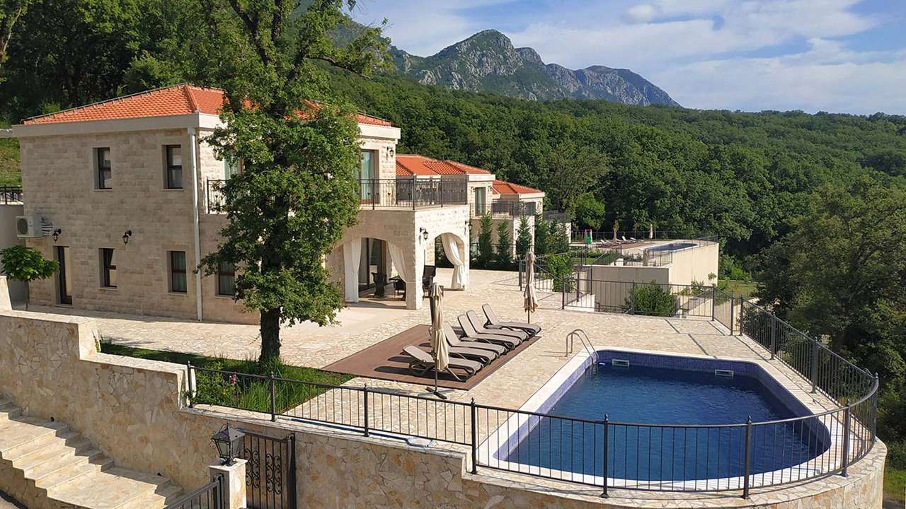 Budva Villa in Montenegro Online-Puzzle