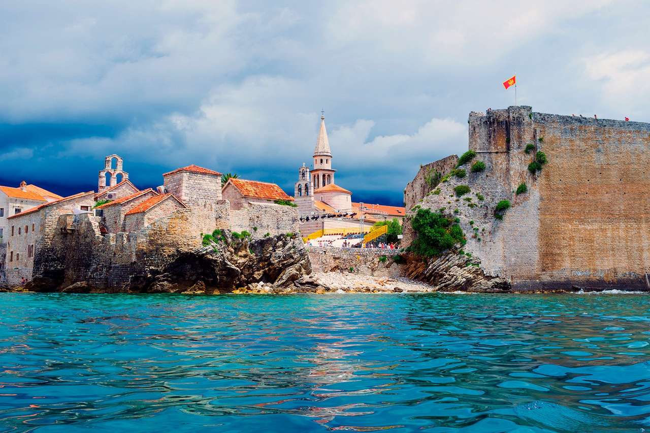 Budva lugar em Montenegro quebra-cabeças online