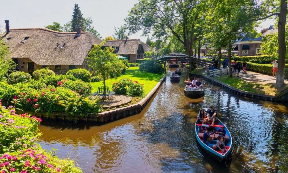 Canal aux Pays-Bas puzzle en ligne