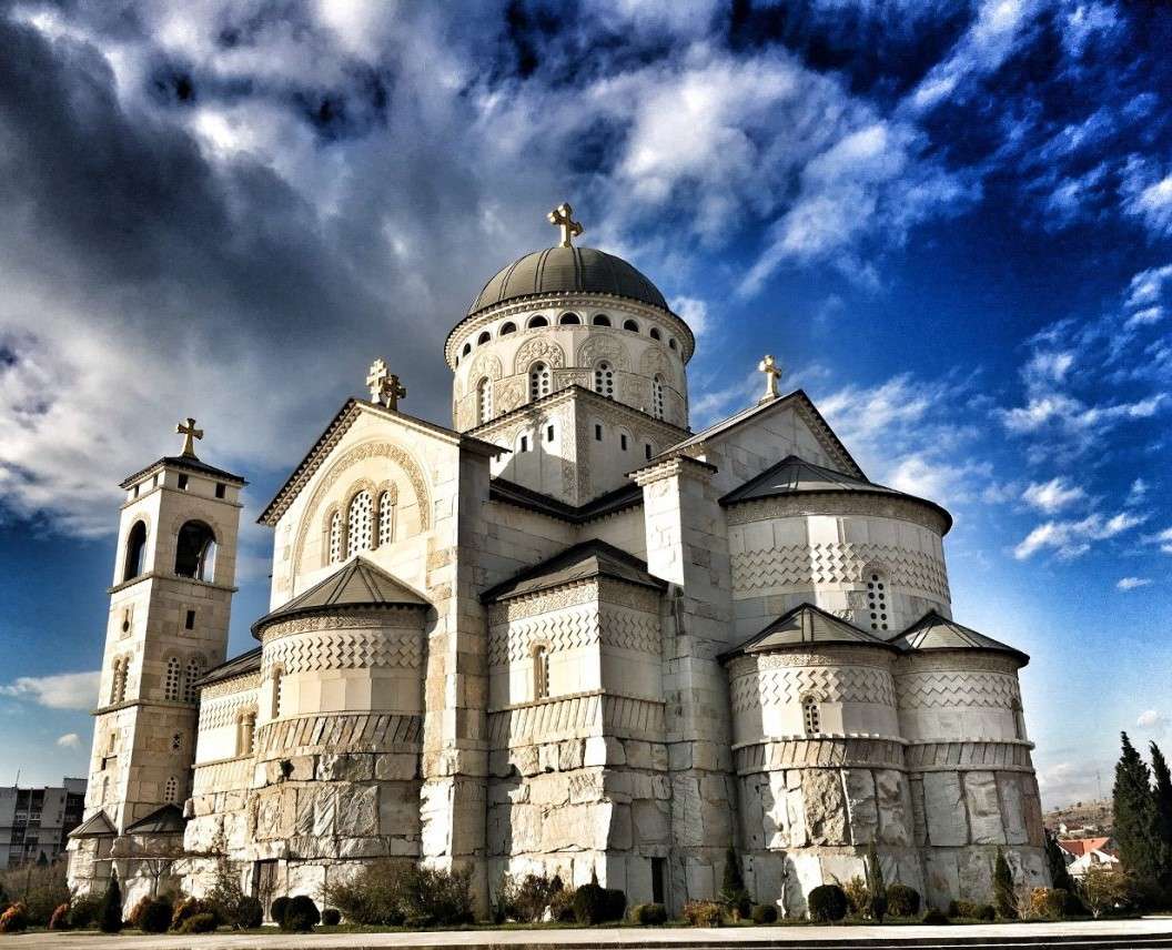Podgorica Kathedrale in Montenegro Online-Puzzle