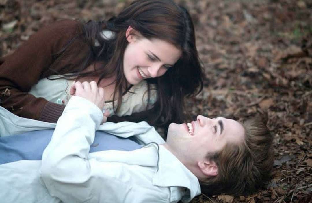 Edward Cullen und Bella Swan Online-Puzzle