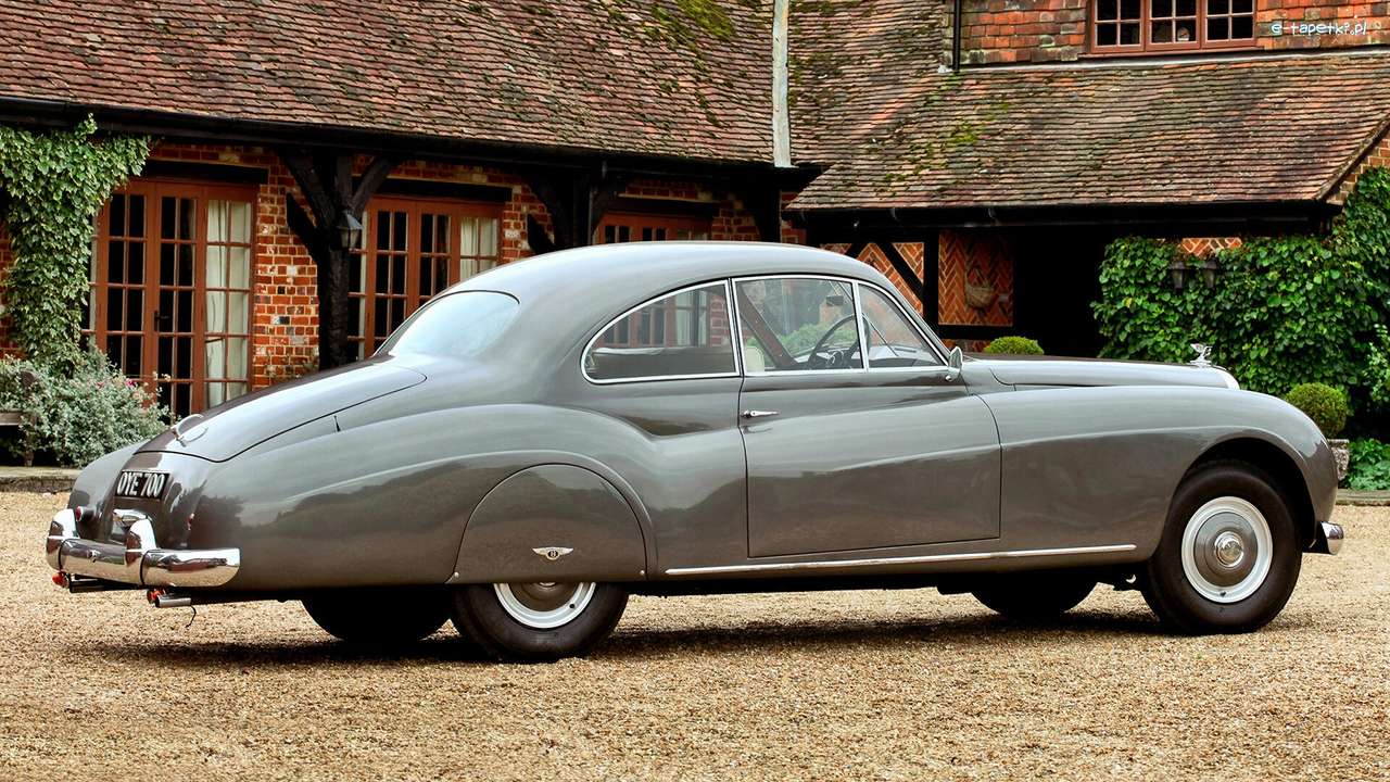 Um carro histórico de 1954 puzzle online
