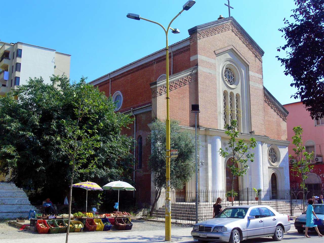 Тирана, столиця Албанії пазл онлайн