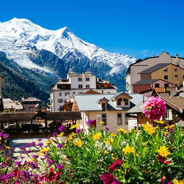 Malé město v Alpách online puzzle
