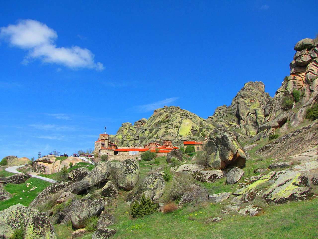 Prilep klášter St. Michael v Nordmasedonii online puzzle