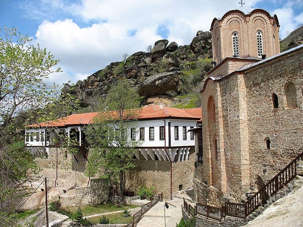 Prilep Monastery St. Michael in Nordmasedonia jigsaw puzzle online
