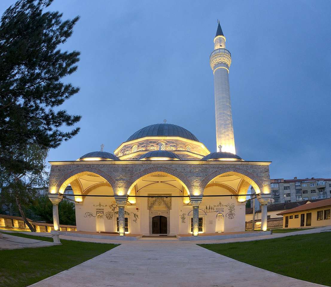 Мечеть Бітоля Хайдар Каді в Північній Македонії пазл онлайн