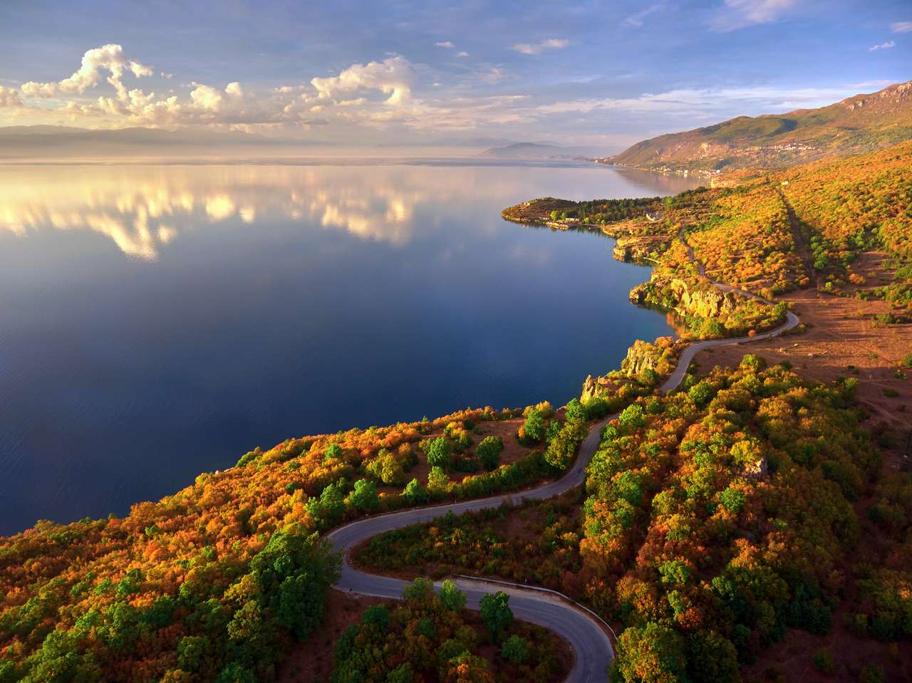 北マケドニアのオフリド湖 ジグソーパズルオンライン