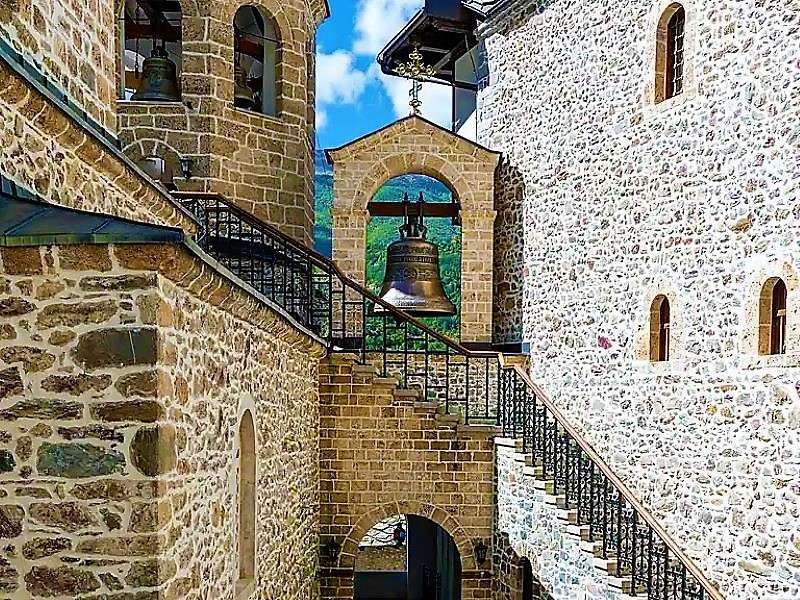 Mosteiro Sveti Jovan Bigorski em Nordmasedonia puzzle online
