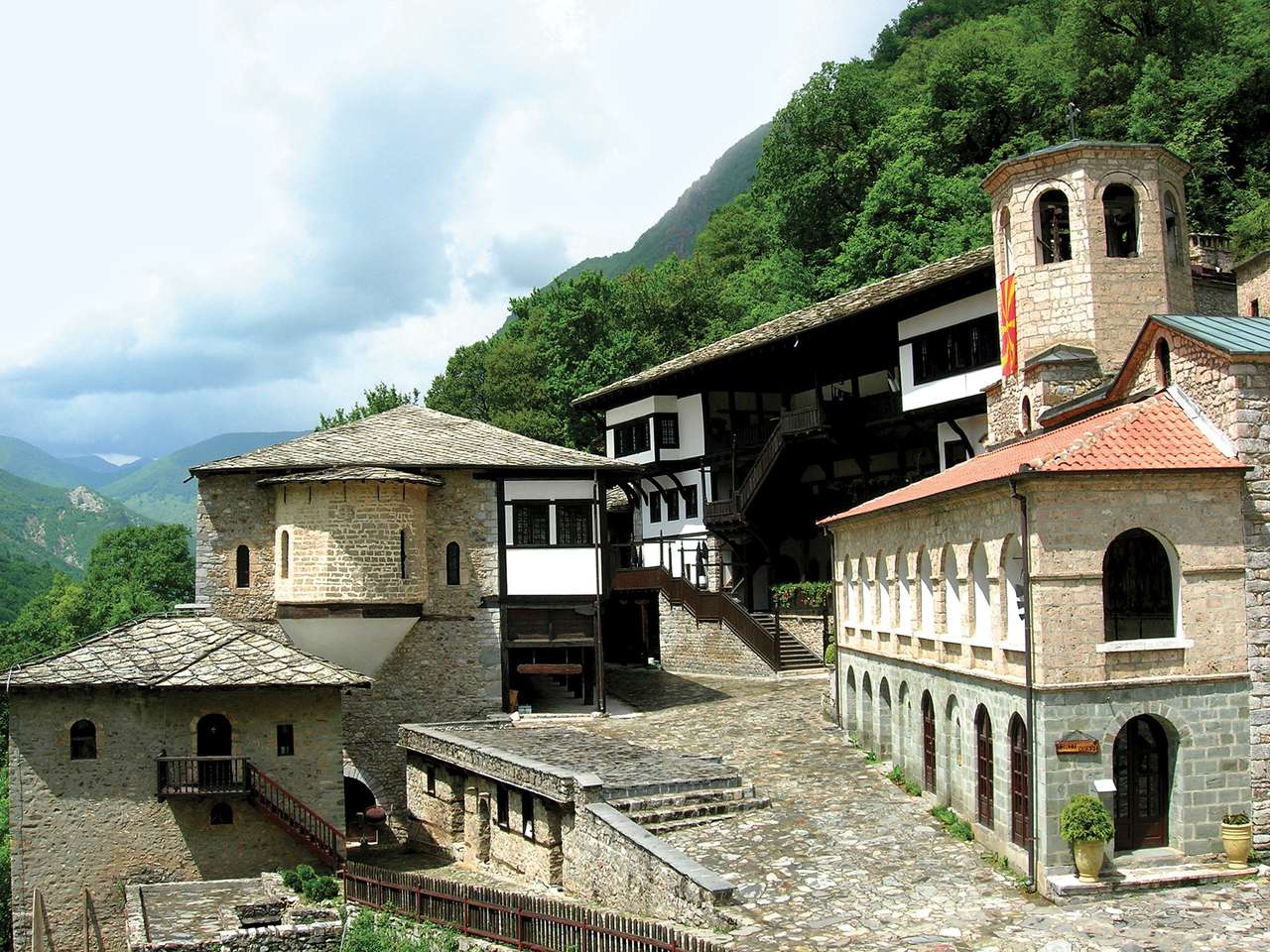 北マケドニアのSvetiJovanBigorski修道院 ジグソーパズルオンライン