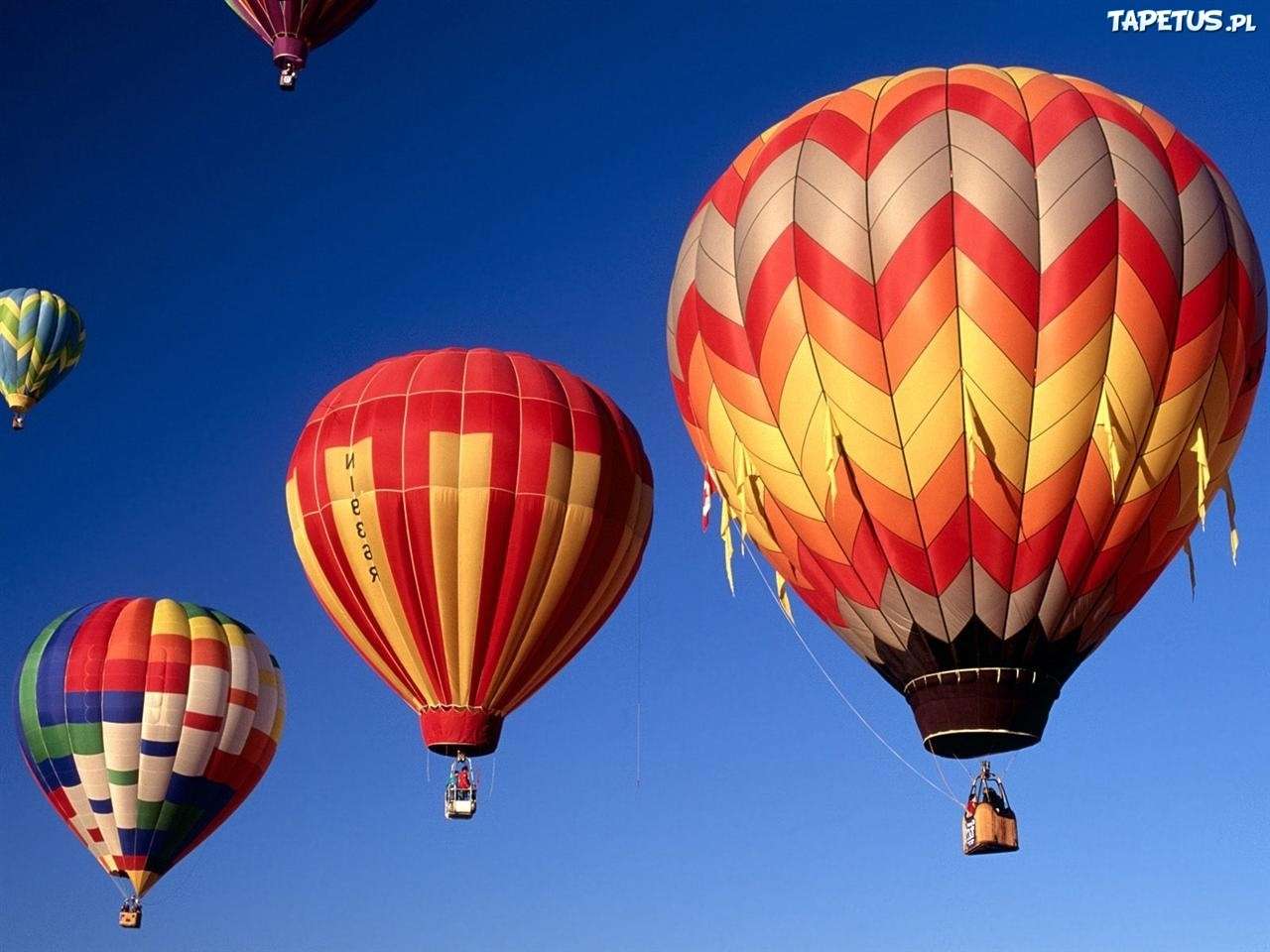 Μπαλόνια από το Διαδίκτυο παζλ online